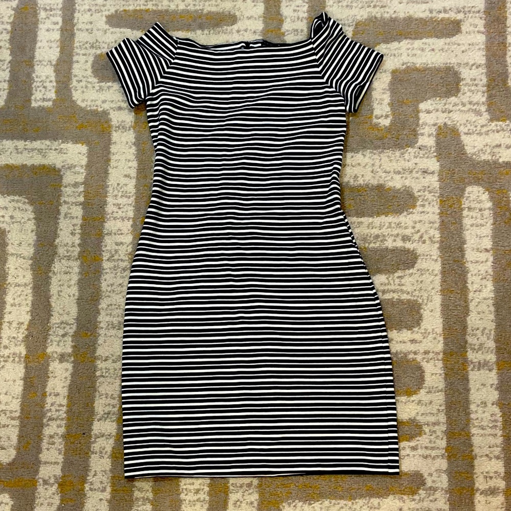 Ann Taylor black and white strip stretch dress